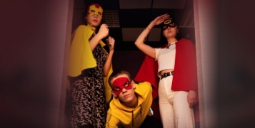 Помощники супергероев